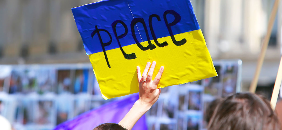 Maidan_Peace_AdobeStock_68701549_B