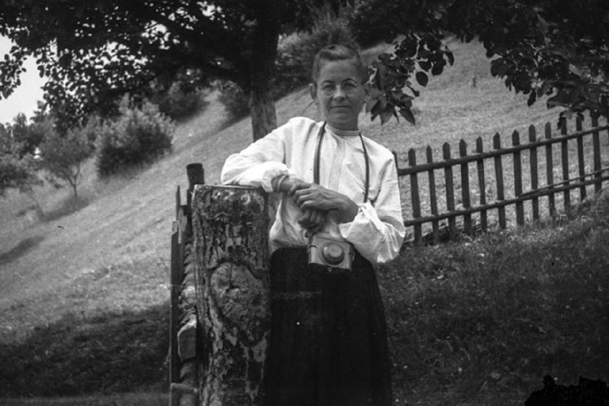 Zur (weiblichen) ukrainischen Fotografiegeschichte: Paraska Plytka-Horytsvit