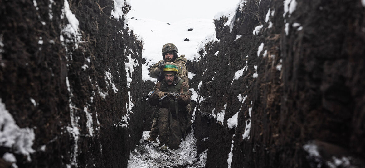 Ukrainische Infanterie führt Wintertraining in der Region Charkiw durch