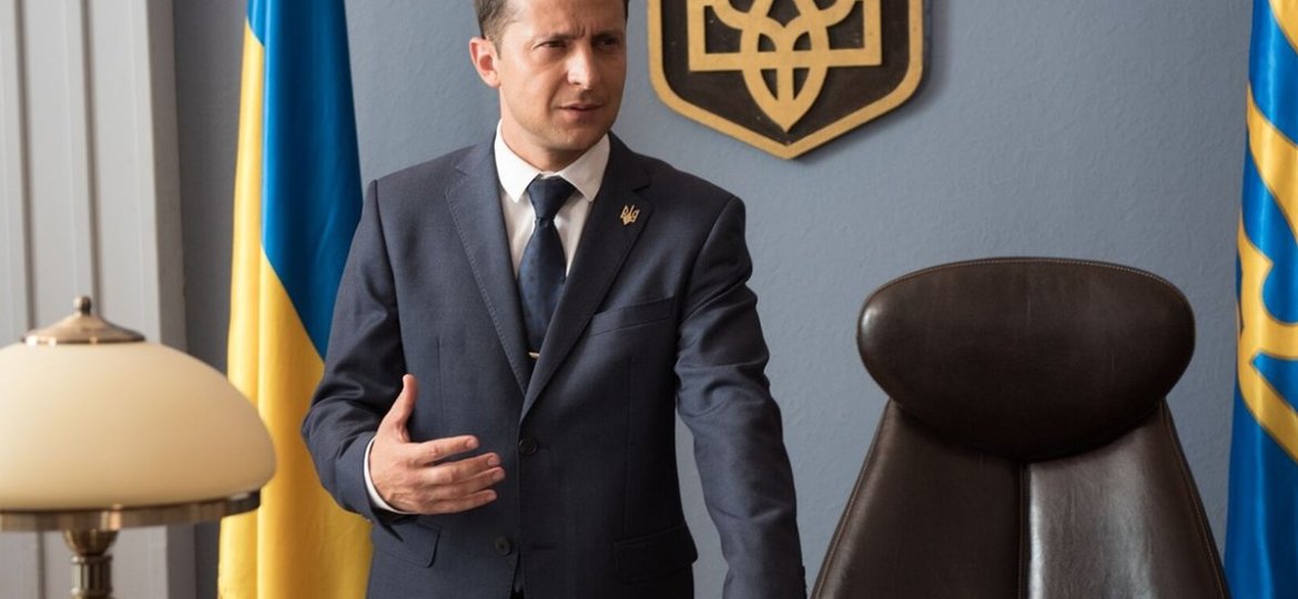 Wolodymyr-Selenskyj-als-ukrainischer-Praesident-in-der-TV-Seire-Diener-des-Volkes-QF-Copyright-Bildrechte-Kwartal-95
