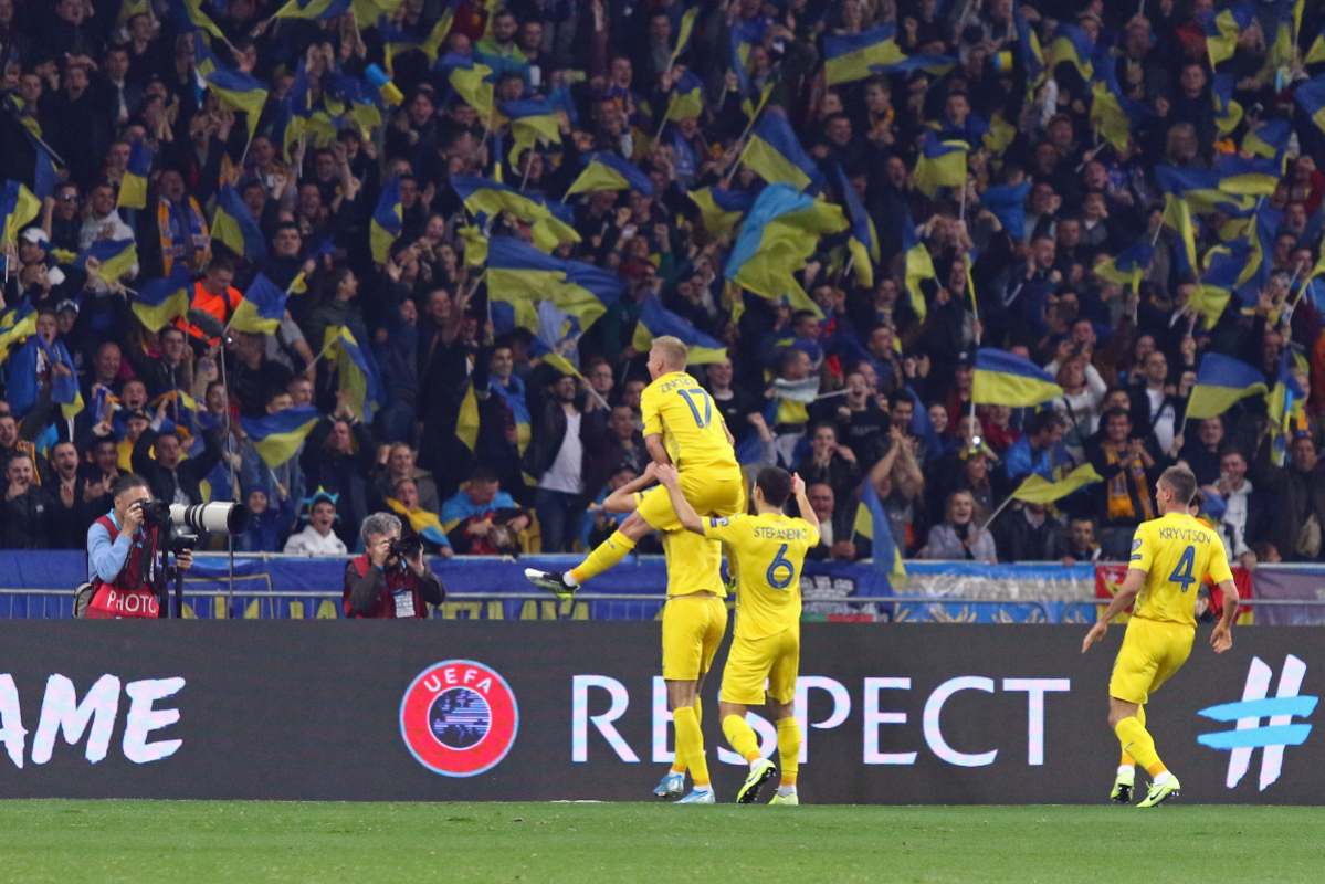 Fußballnationalmannschaft im Höhenflug: Andrij Schewtschenko wird wieder zum ukrainischen Nationalhelden