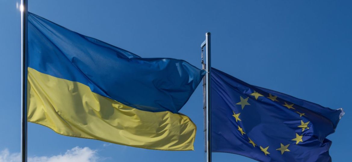Flag,Of,The,Eu,And,Ukraine,On,The,Flagpole